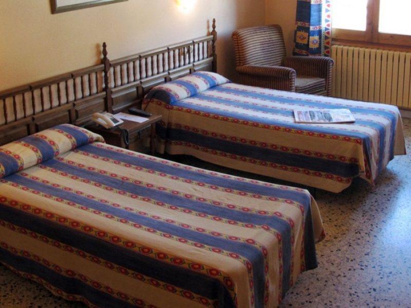 Hotel Austria By Pierre & 3*